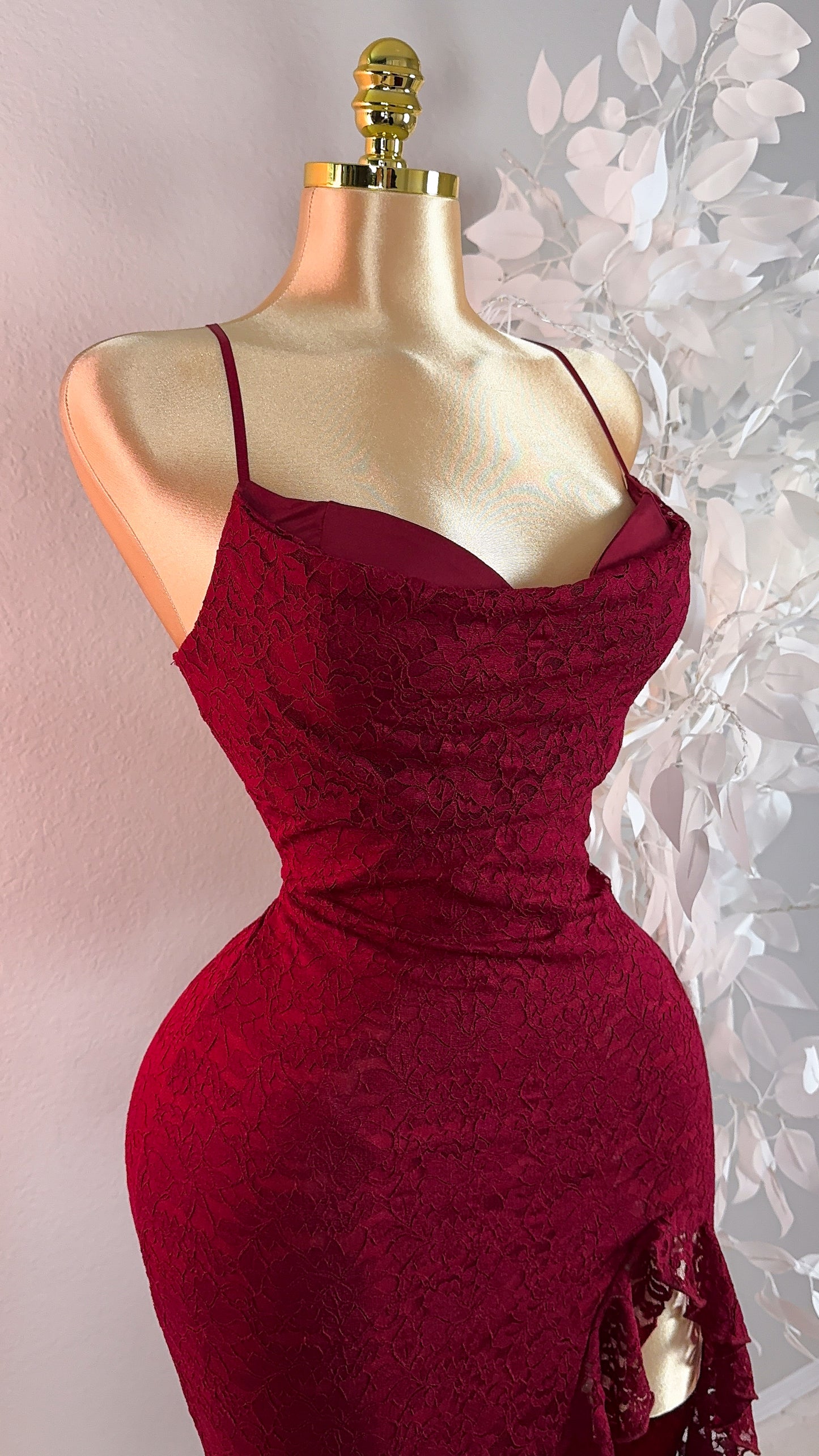 Lexi Maxi Lace Dress - Burgundy