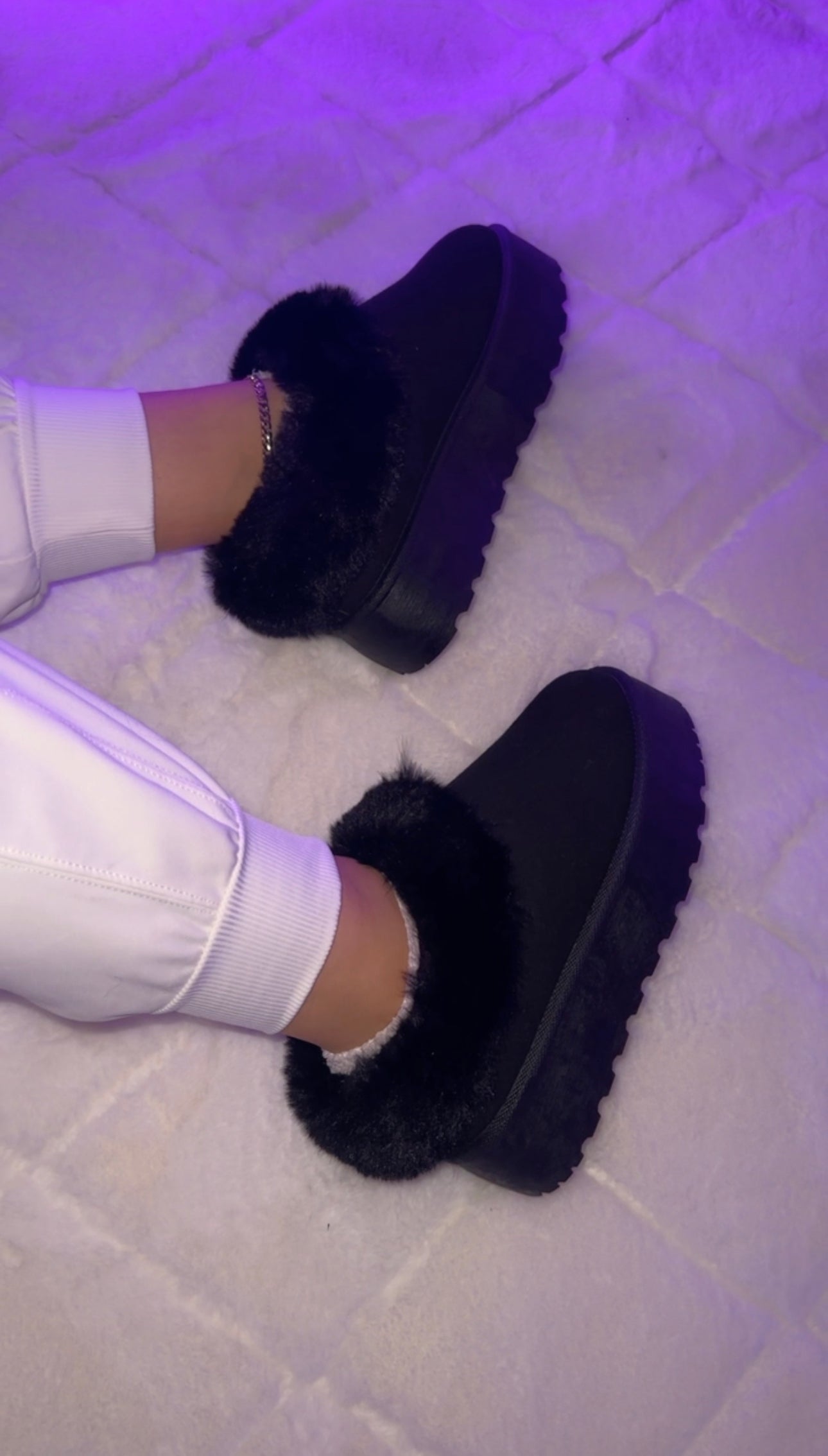 Cozy Feels Faux Fur Boots - Black