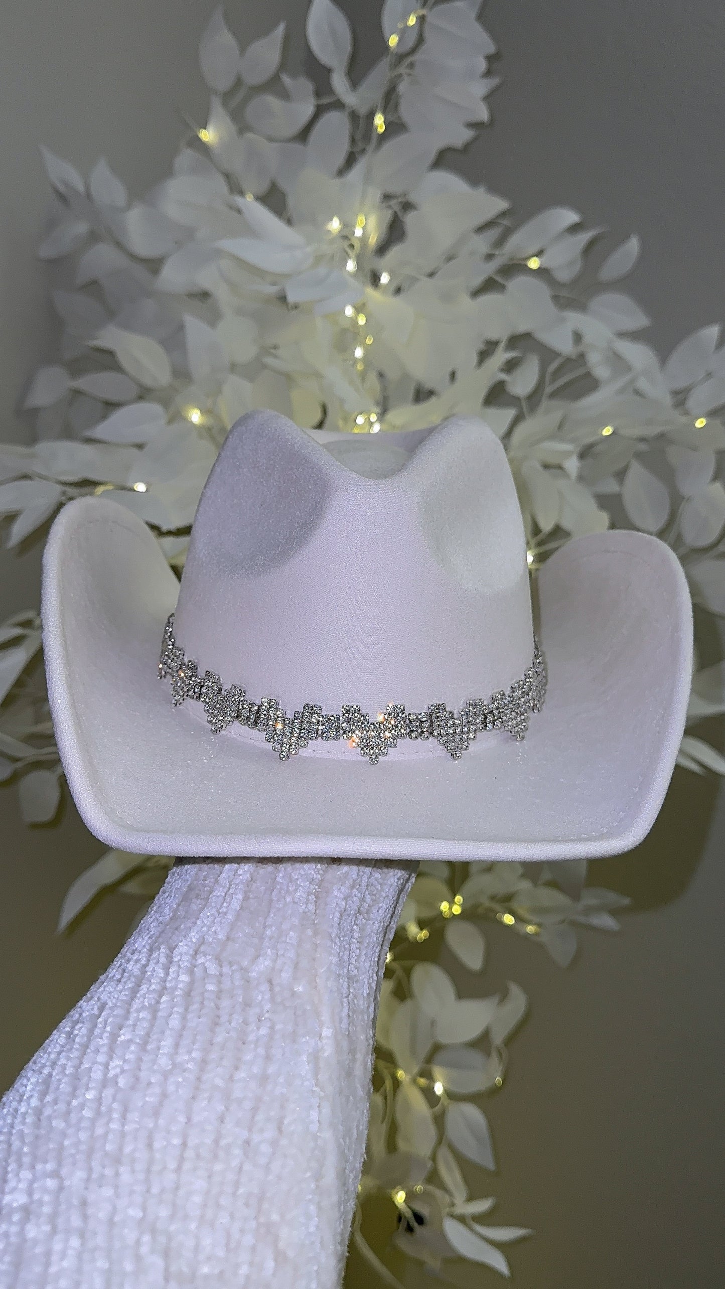 Annalise Rhinestone Heart Western Hat - White