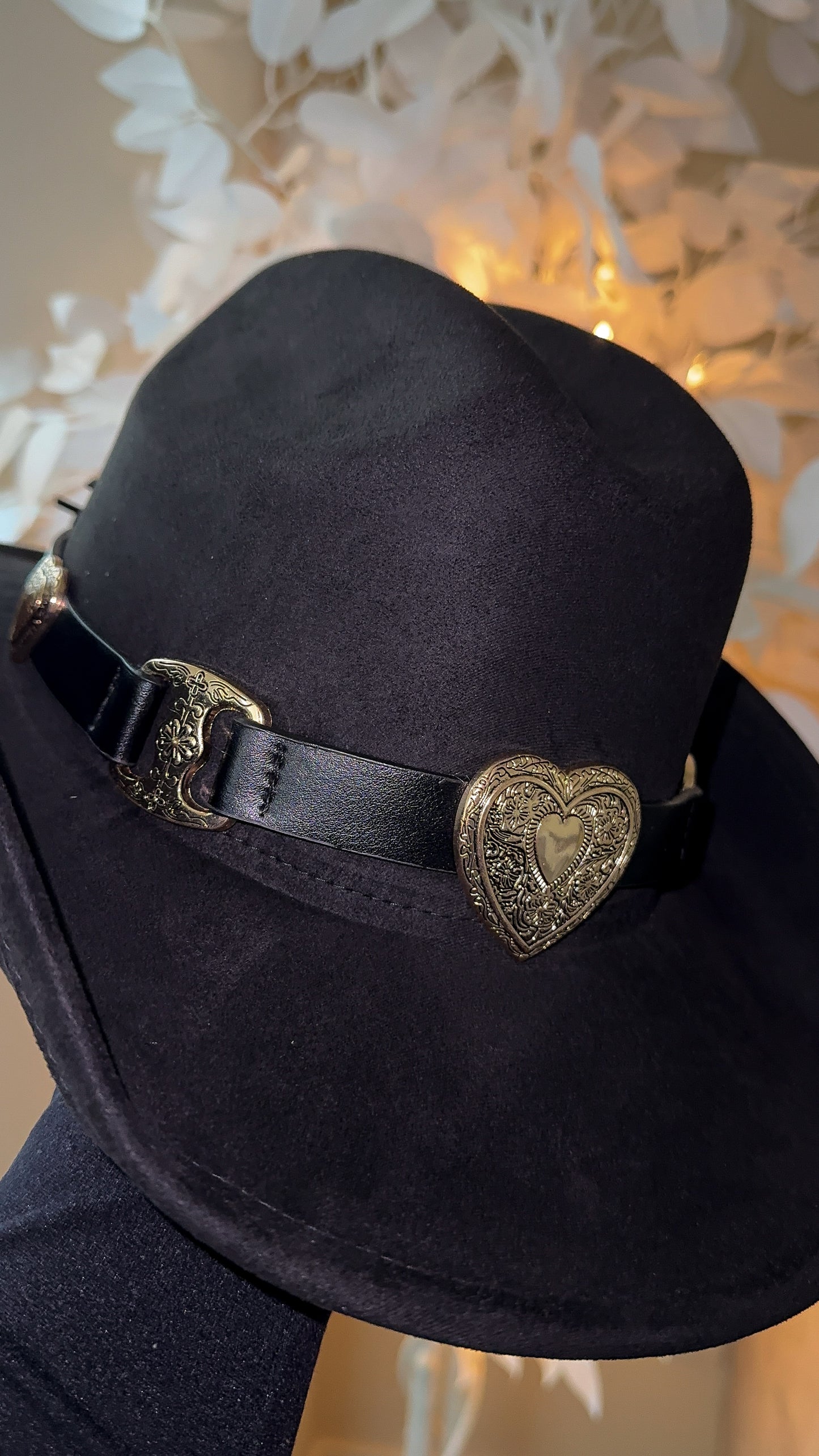 Victoria Buckle Western Hat - Black