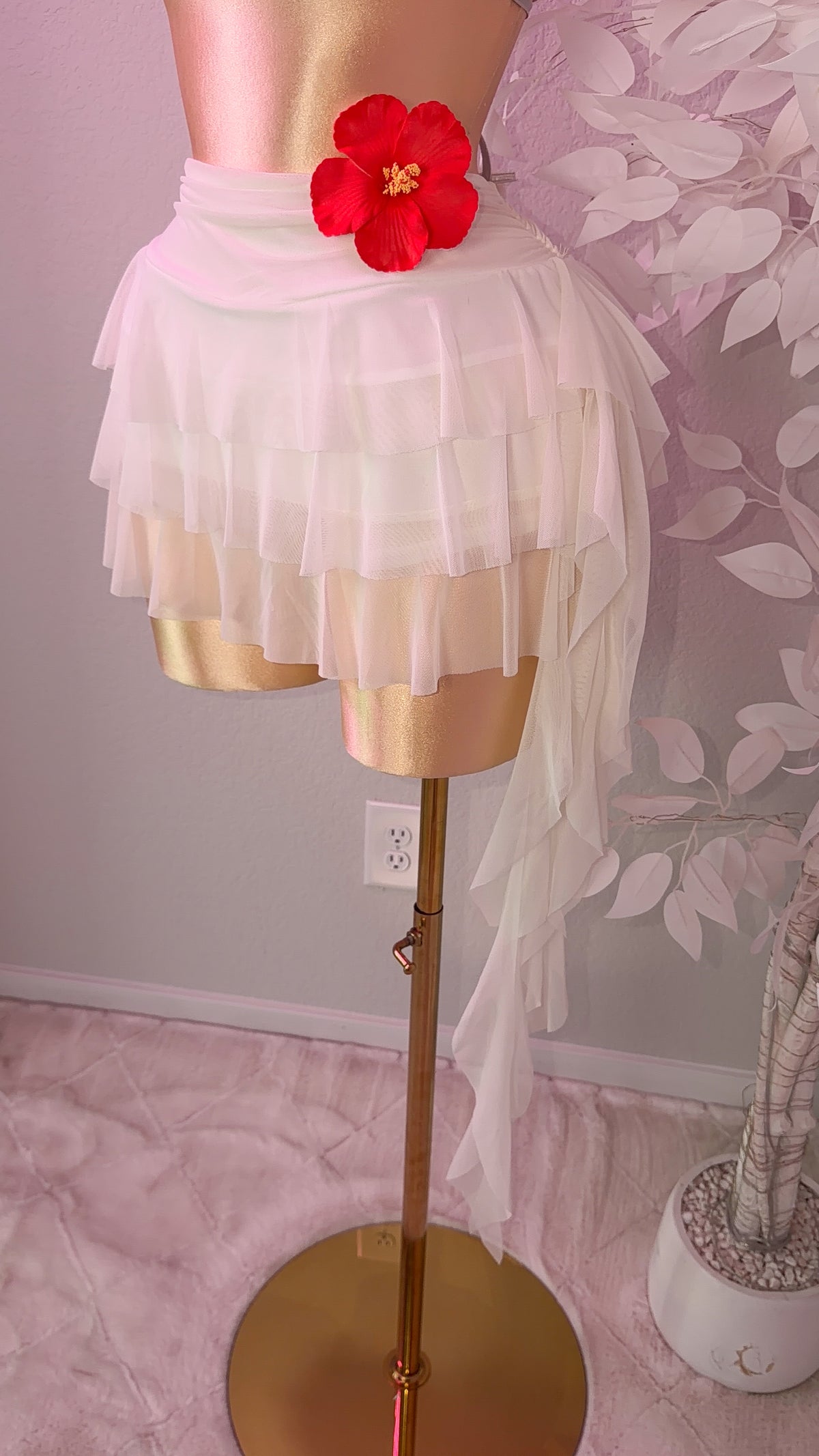 Amiga Mia Ruffle Skirt - White