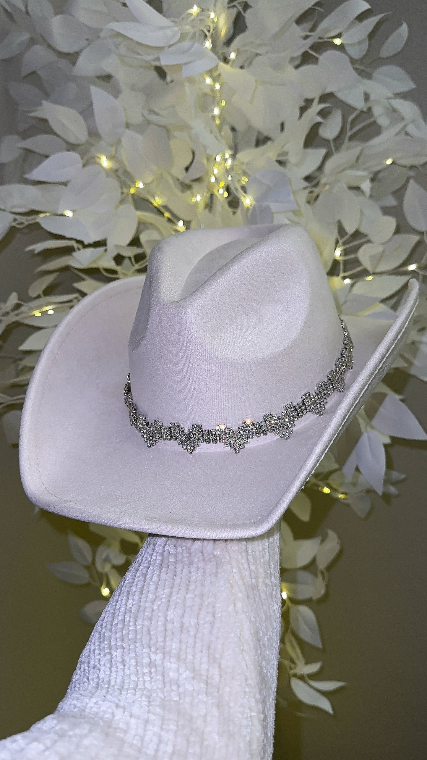 Annalise Rhinestone Heart Western Hat - White