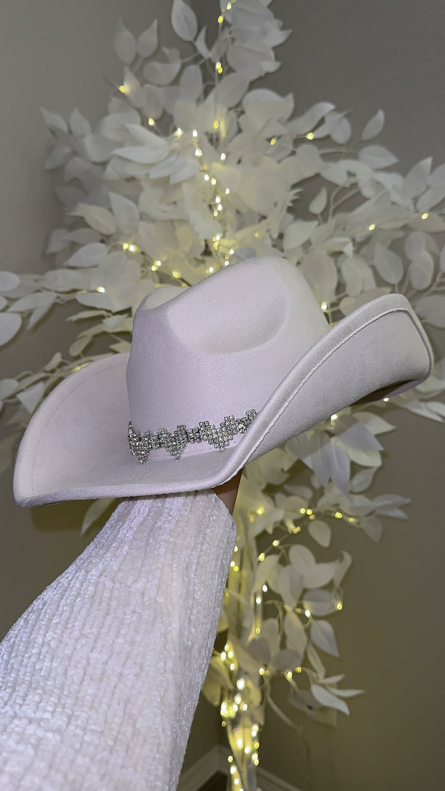 Annalise Rhinestone Heart Western Hat - White