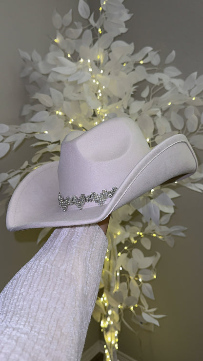 Annalise Rhinestone Heart Western Hat - White