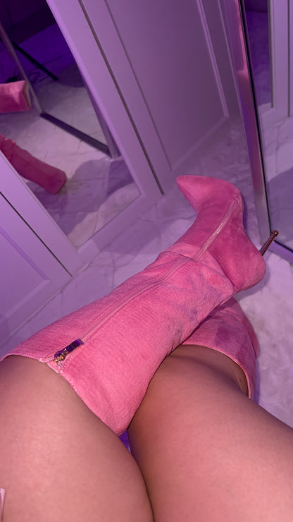 Pink Fall Moment Boots - Pink