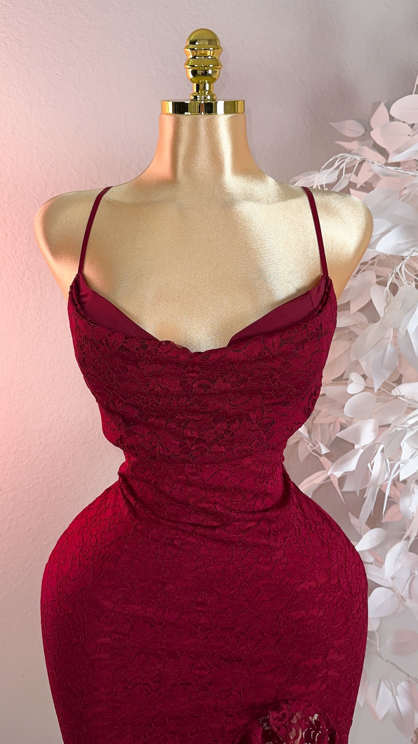 Lexi Maxi Lace Dress - Burgundy