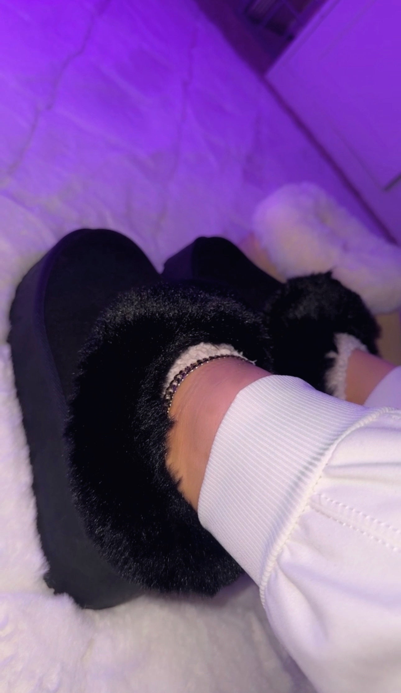 Cozy Feels Faux Fur Boots - Black