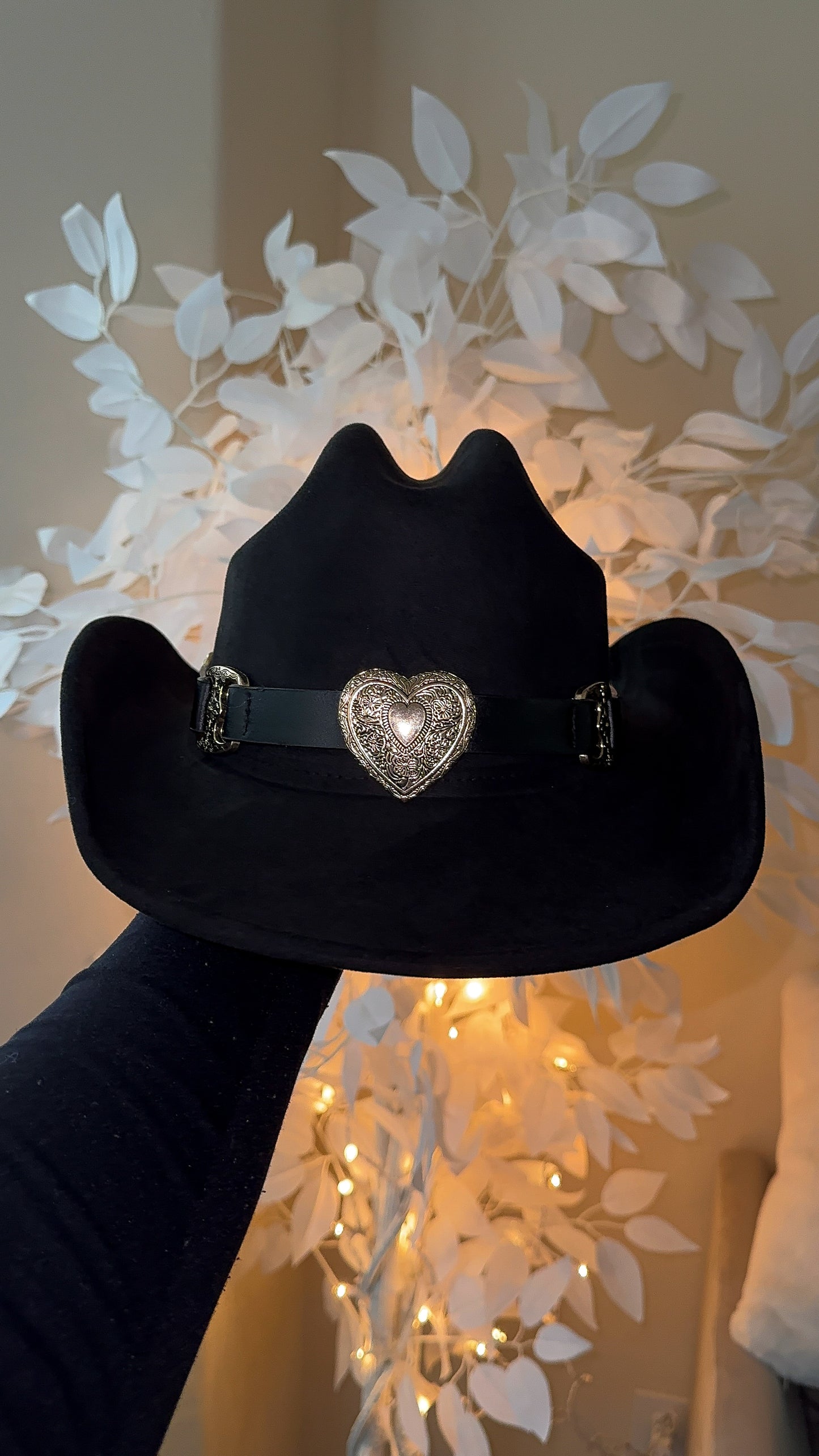 Victoria Buckle Western Hat - Black