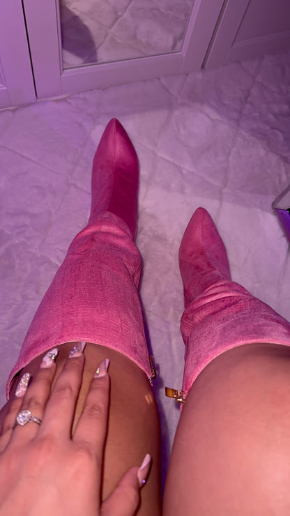 Pink Fall Moment Boots - Pink