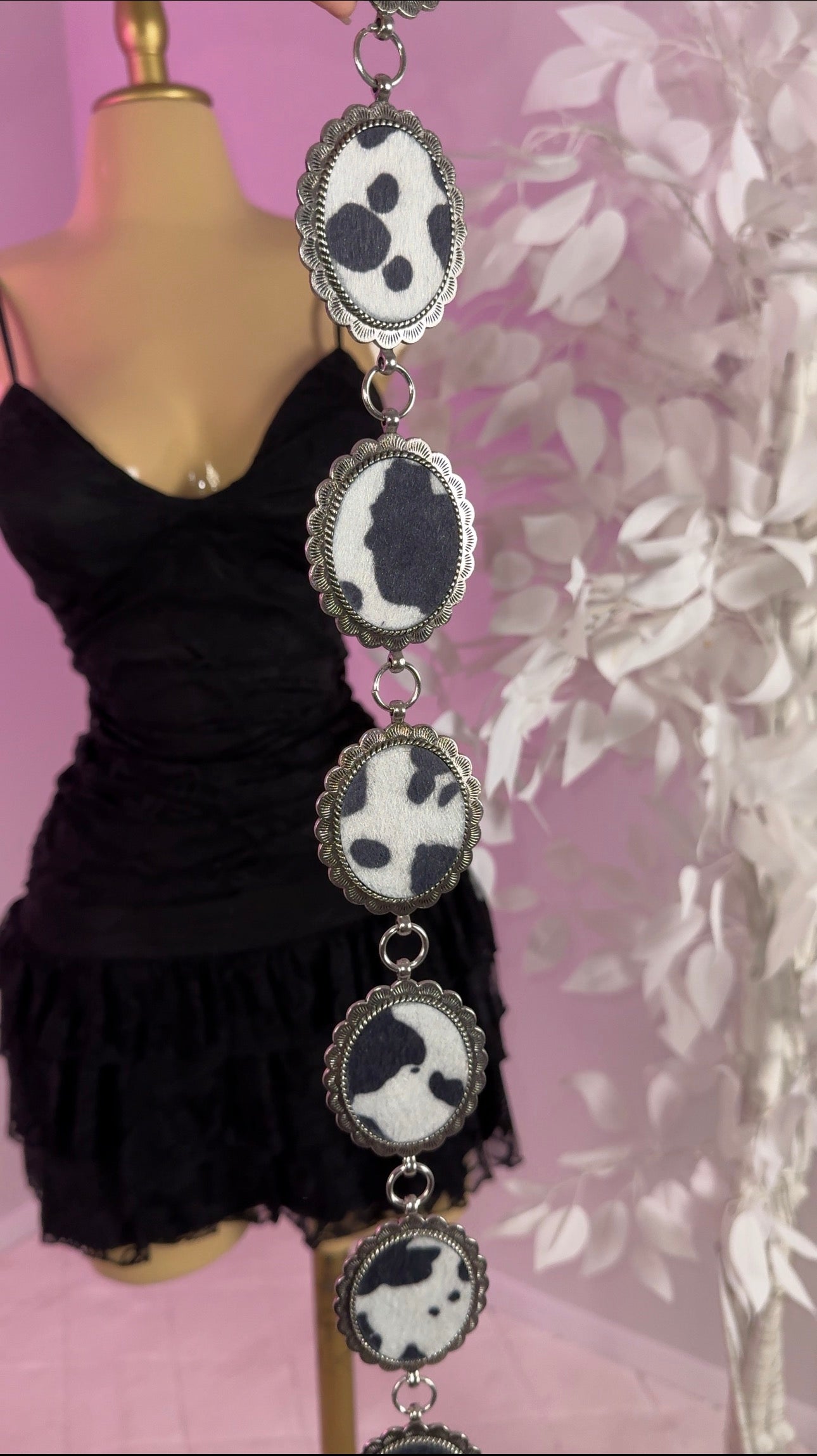 Cowhide Western Chain Belt - Black