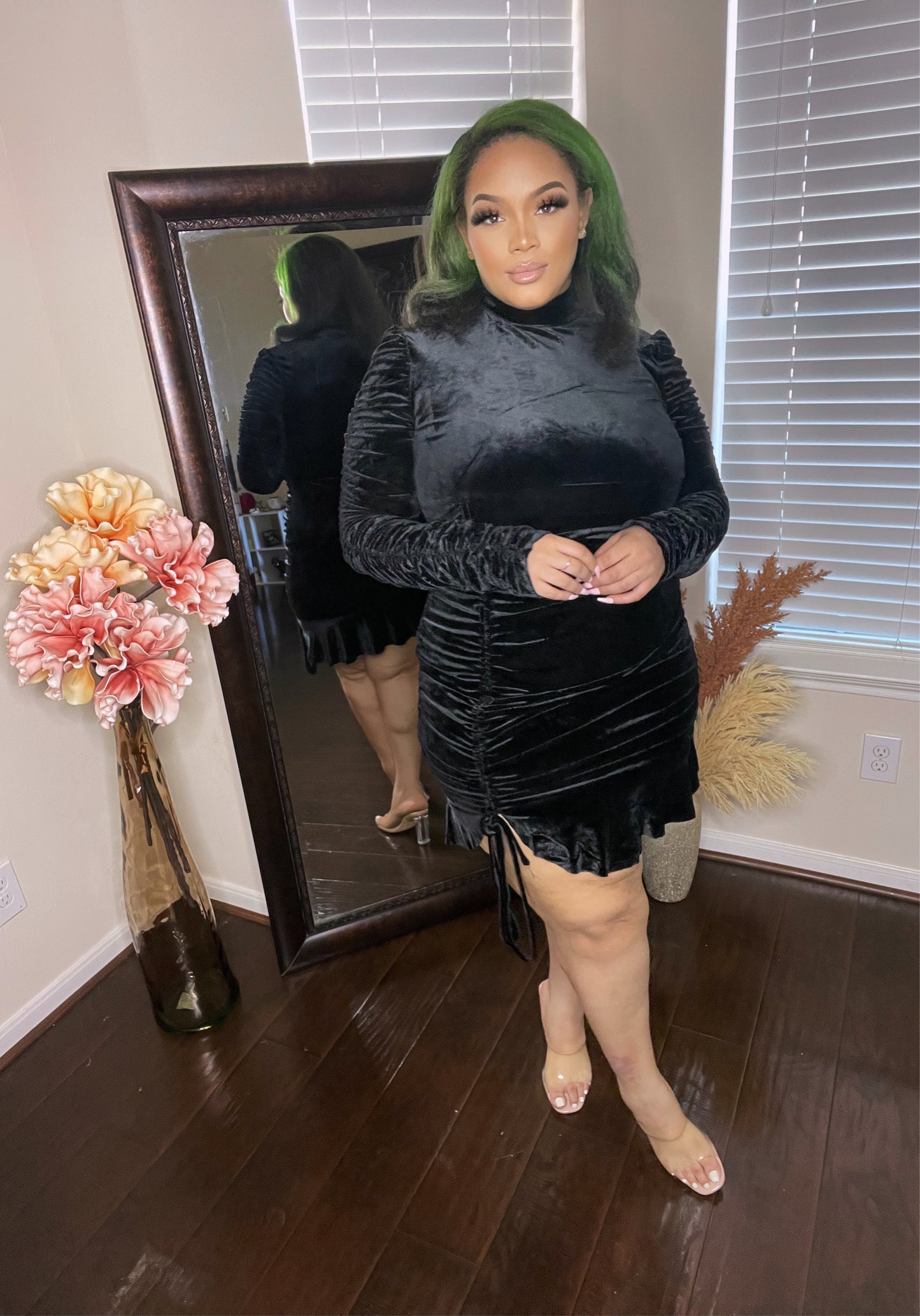Amelia Velvet Dress- Curvy