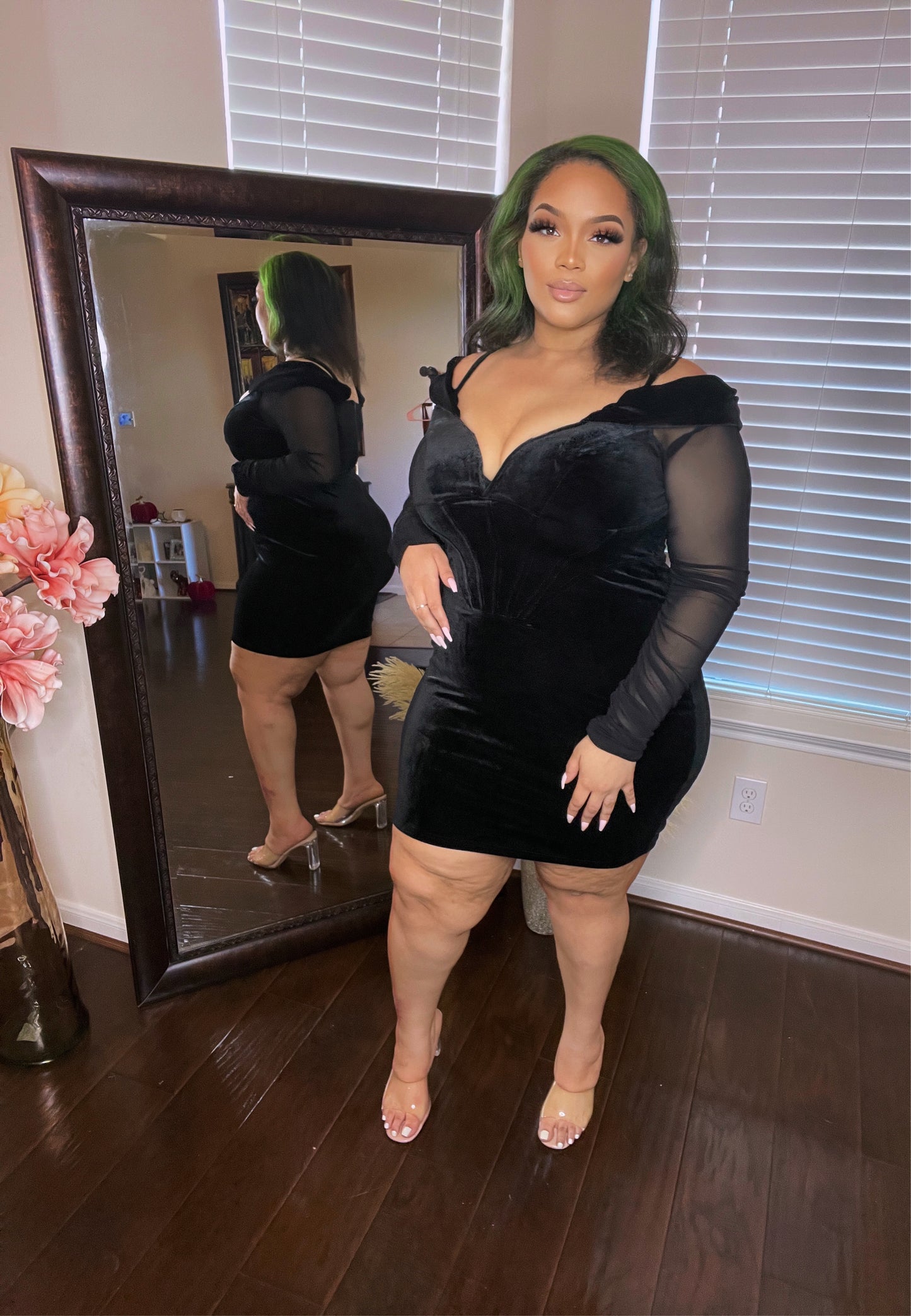 Penelope Velvet Corset Dress -Curvy